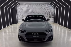 Audi A1 3XS LINE-S TRONIC-110CV-NEOPATENTATI-AUTOM