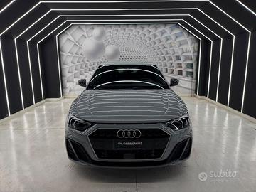 Audi A1 3XS LINE-S TRONIC-110CV-NEOPATENTATI-AUTOM