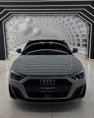 Audi A1 3XS LINE-S TRONIC-110CV-NEOPATENTATI-AUTOM