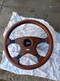 volante Momo sportivo amatoriale vintage