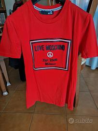 tshirt Moschino 