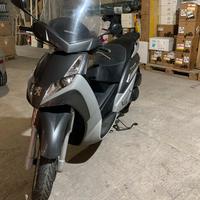 Peugeot Geopolis scooter 125