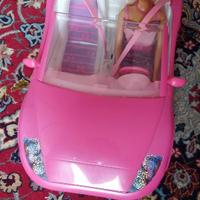 Barbie con auto