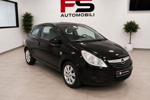 Opel Corsa 1.2 3 porte Sport