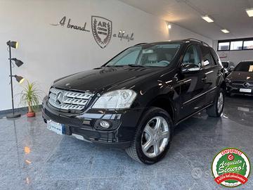 MERCEDES-BENZ ML 320 CDI Sport Tetto Navi Unipro