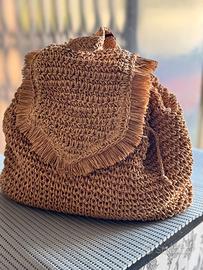 Zaino in paglia con frange