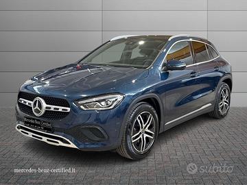 MERCEDES-BENZ GLA 200 d Sport Plus 4matic auto