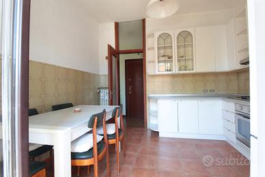 SULBIATE-3 locali con cantina e box