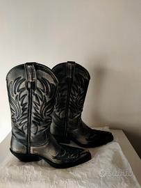 Stivali modello texani 