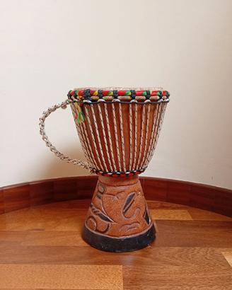 Djembe artigianale