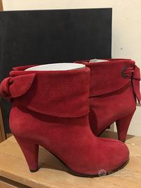 Stivaletti Moschino camoscio rosso n. 36