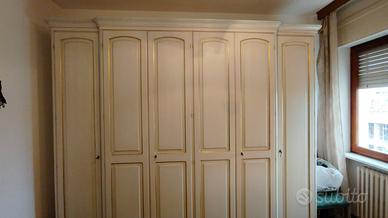 ARMADIO IN LEGNO PER STANZA LETTO