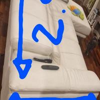 Divano in pelle seminuovo Poltrone & Sofà