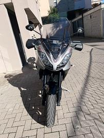 triumph tiger sport 1050 col. argento