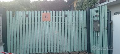 Cancello per passo carrabile e cancelletto pedonal
