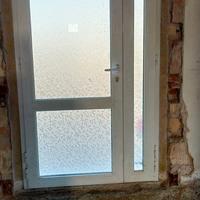 Portoncino alluminio 