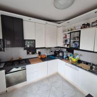 Cucina Angolare Berloni 3.17 m x  3.03 m