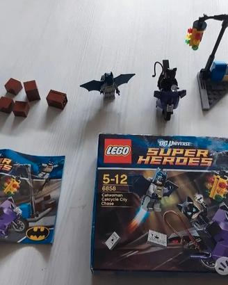 Lego 6858 DC Batman e Catcycle di Catwoman
