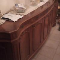 Sala da pranzo classica in noce massello 