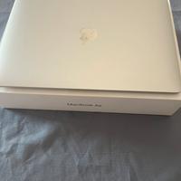 Macbook air 13” 2019