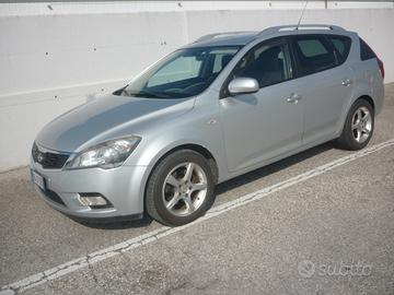 Kia Ceed Sportswagon cee'd Sp. Wag. 1.6 CRDi VGT 1