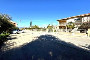 VILLA SINGOLA A TORTOLÌ