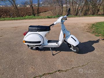 Vespa p125x