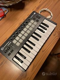 Novation launchkey mini mk2