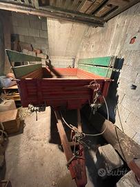 Carrello agricolo per trattore