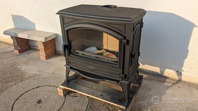 stufa legna lunga autonomia grandi ambienti 