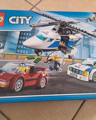 Lego City 60138. NUOVO. Mai utilizzato.