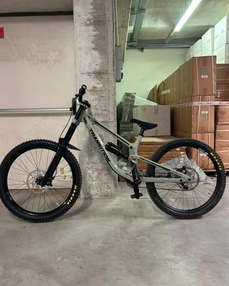 Transition tr11 tg M
