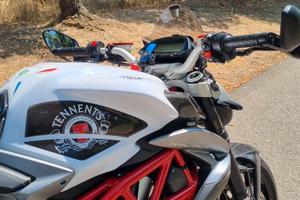 Mv Agusta Brutale 800