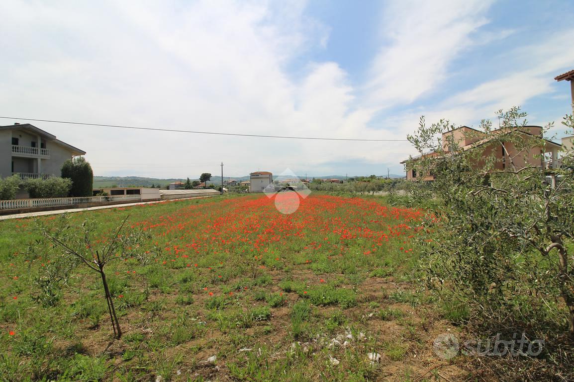 TER. RESIDENZIALE A GIULIANOVA - Vista 5