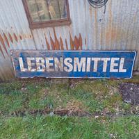 cartellone pubblicitario 