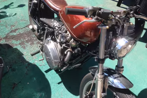 Moto cafe racer Yamaha xs650