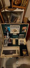 TITOLO ANNUNCIO

Commodore 64 (C64) Funzionante -