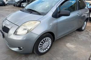 Toyota Yaris 1.4 D-4D 3 porte M-MT Sol