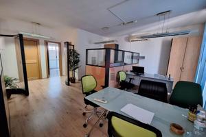 STUDIO/UFFICIO arredato - Via Santa Colomba - BN