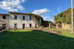 CASA SEMINDIPENDENTE A PONTE BUGGIANESE