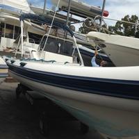 Joker boat 650 motore evinrude 225 cv