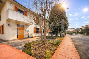 Villetta Trifamiliare Minerbio