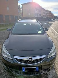 Opel Astra J St 1.7 cdti 110cv