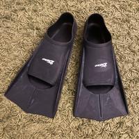 Mezze Pinne da piscina marca Okeo