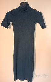 Abito Dolcevita Tubino Nero a Costine