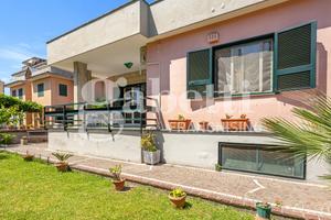 Villa o villino Mugnano di Napoli [MCV176VRG]