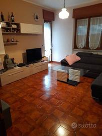Appartamento di 100 m² con 4 locali e box auto a C