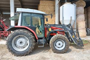 trattore agricolo