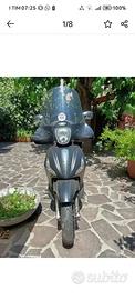 Scooter Piaggio Beverly 300 Police