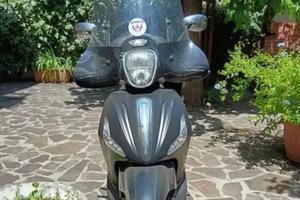 Scooter Piaggio Beverly 300 Police